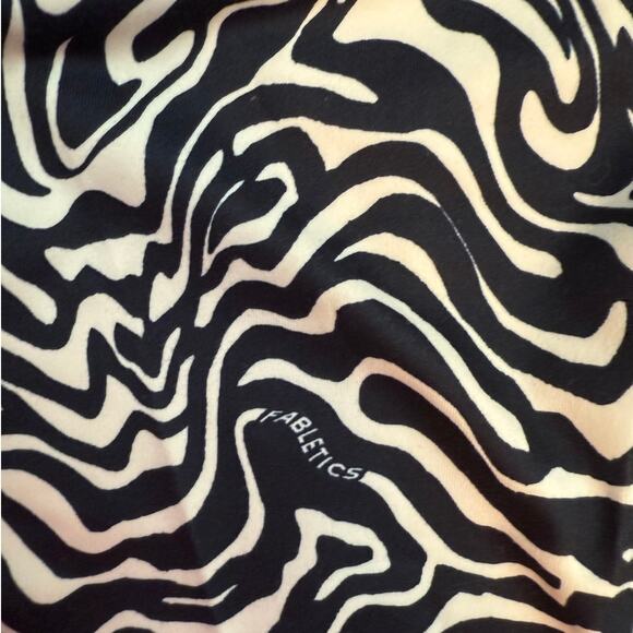 Fabletics NWT Leggings S | Animal Print High Rise Activewear Y2K Bold Statement - Picture 10 of 11